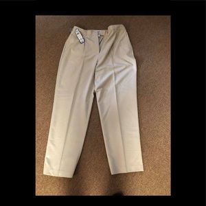 Brand new IZOD Khaki pants size 16